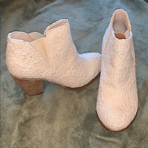 Cream crochet lace ankle booties
